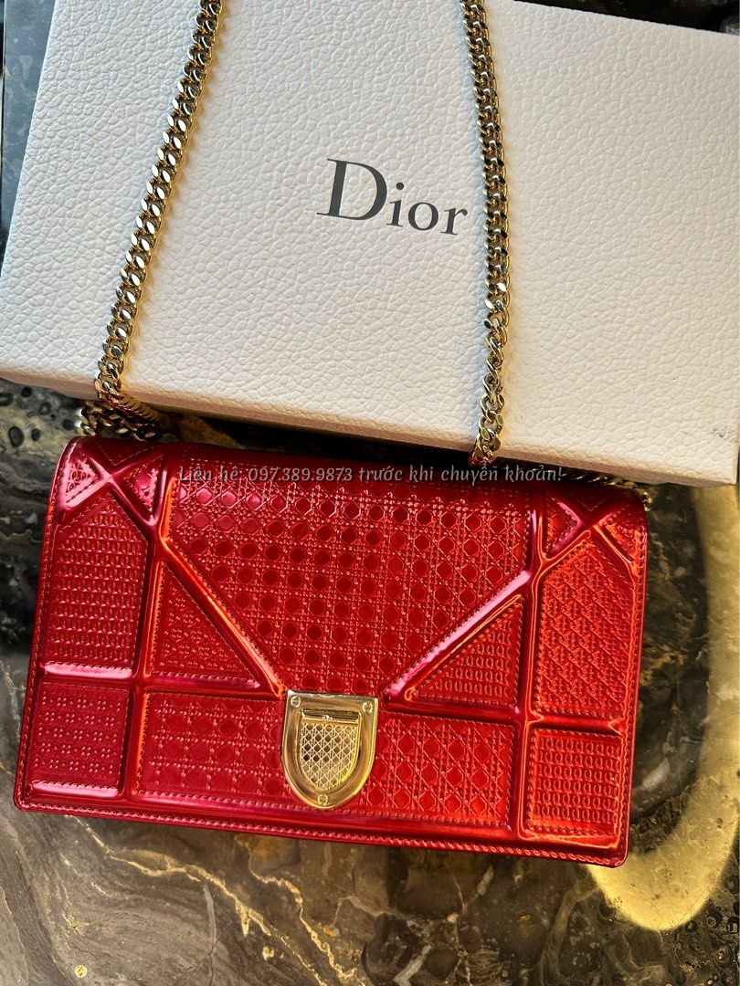 Ảnh  TÚI DIOR DIOR POUCH MÀU ĐỎ METALIC khóa vàng