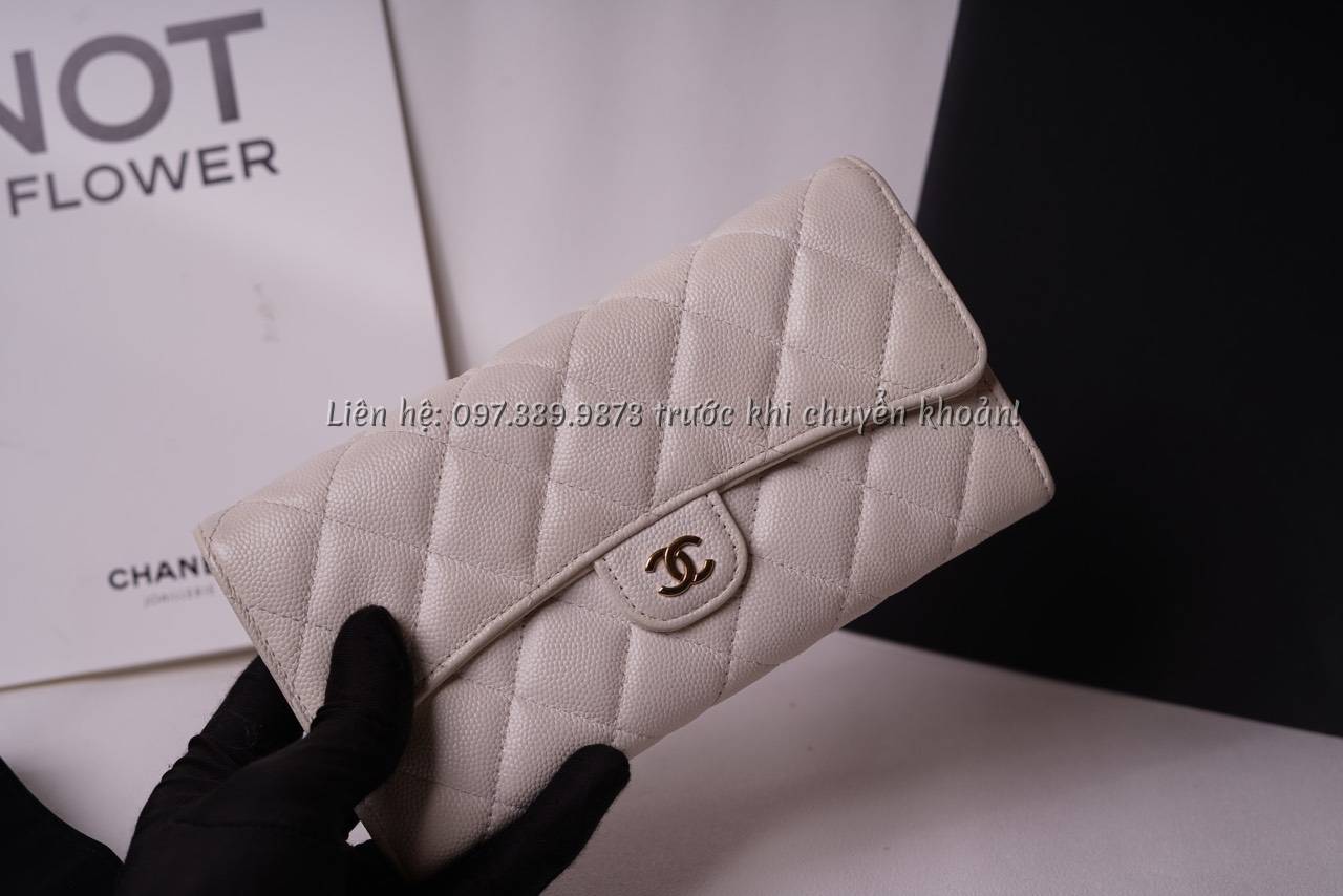 Ảnh Ví Chanel Gập Dáng Dài Classic Màu Trắng